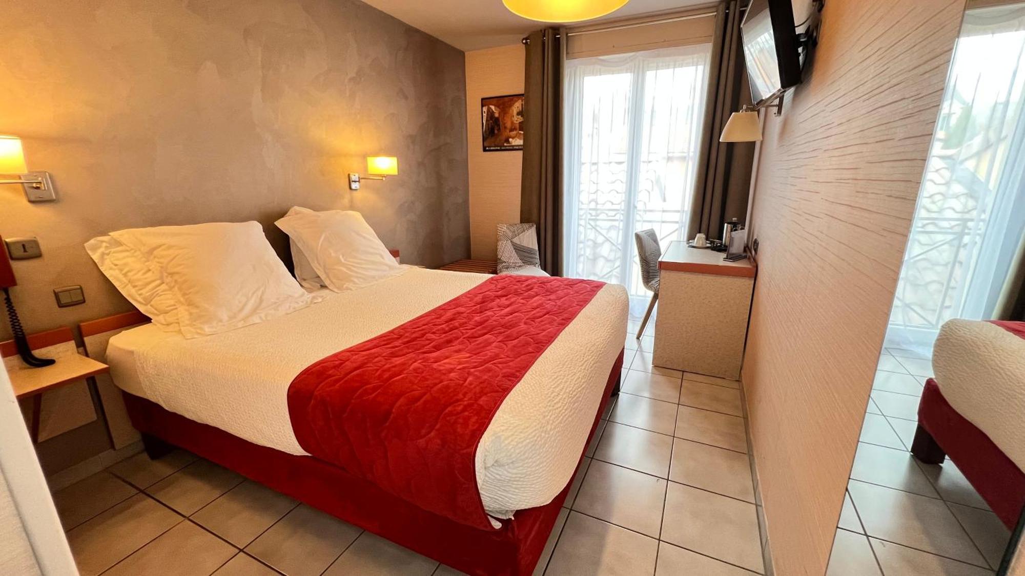 Logis Hotel Restaurant Azalees Tournon-sur-Rhone Exterior foto